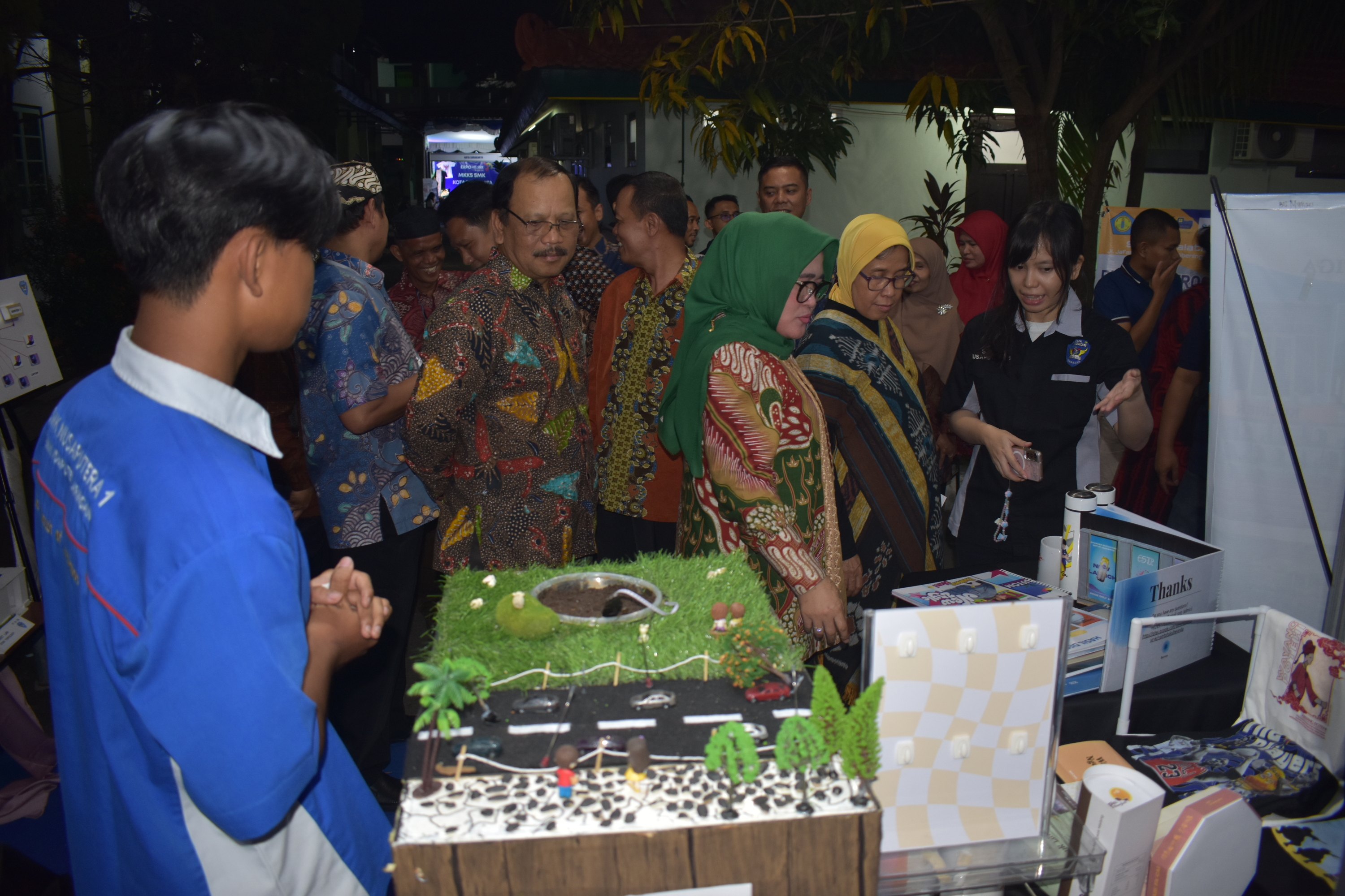 SMK Nusaputera 1 Semarang Tampilkan Karya Tugas Akhir
